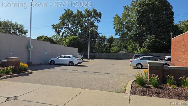32011 Plymouth Road, Livonia, MI 48150