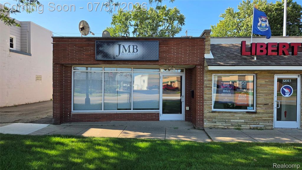 32011 Plymouth Road, Livonia, MI 48150