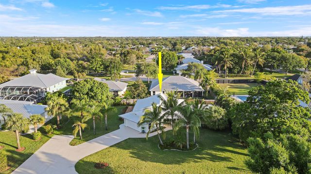 5273 SE Tall Pines Way, Stuart, FL 34997