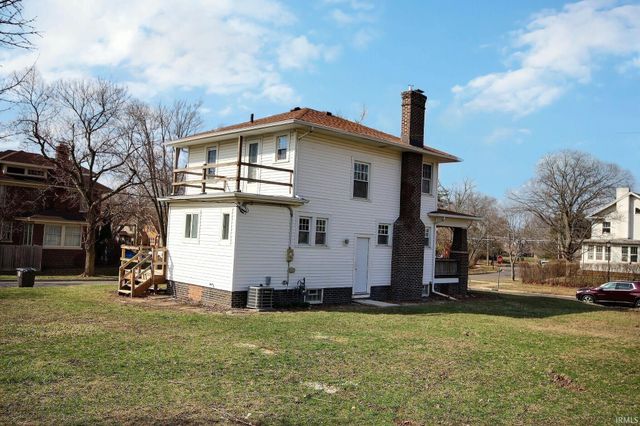 129 N Seminole Circle, Fort Wayne, IN 46807