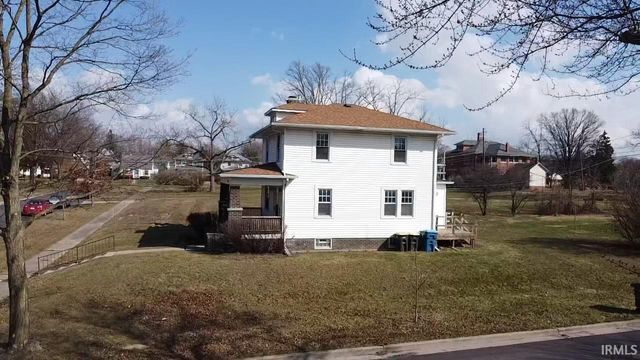 129 N Seminole Circle, Fort Wayne, IN 46807