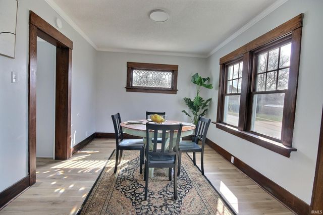 129 N Seminole Circle, Fort Wayne, IN 46807