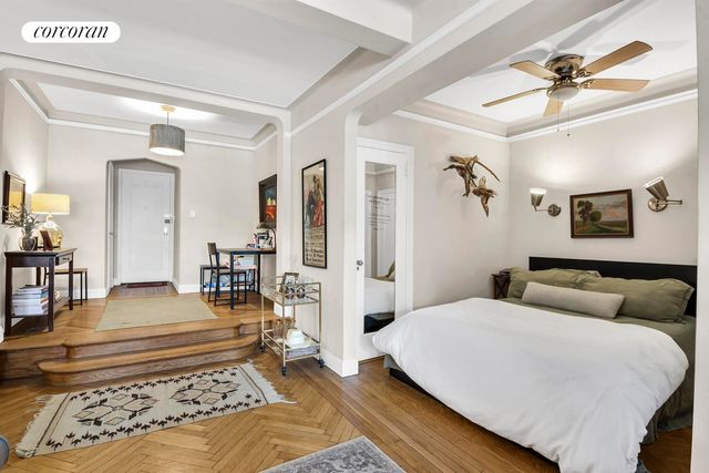 255 Cabrini Blvd Apt 1F, New York City, NY 10040