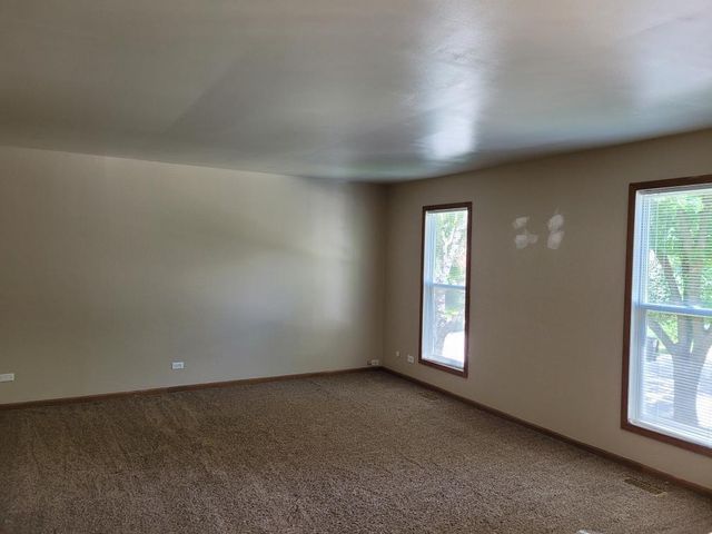 436 Fordham Place, Roselle, IL 60172