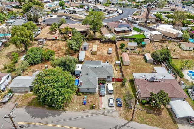 9747 Lakeview Rd., Lakeside, CA 92040