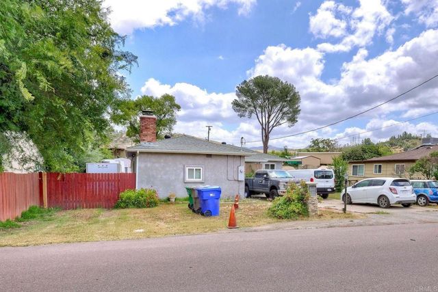 9747 Lakeview Rd., Lakeside, CA 92040