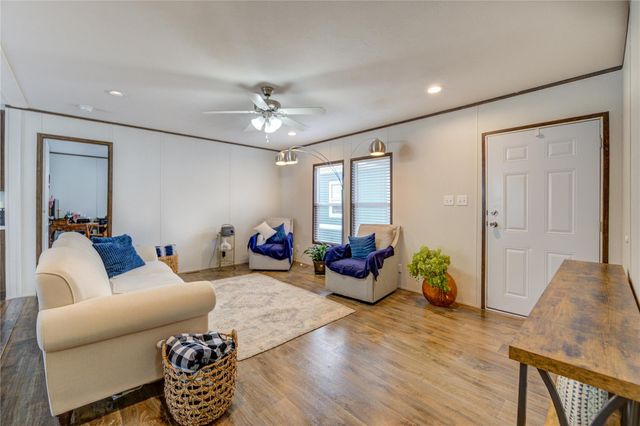 17338 Fm 1097 40, Montgomery, TX 77356