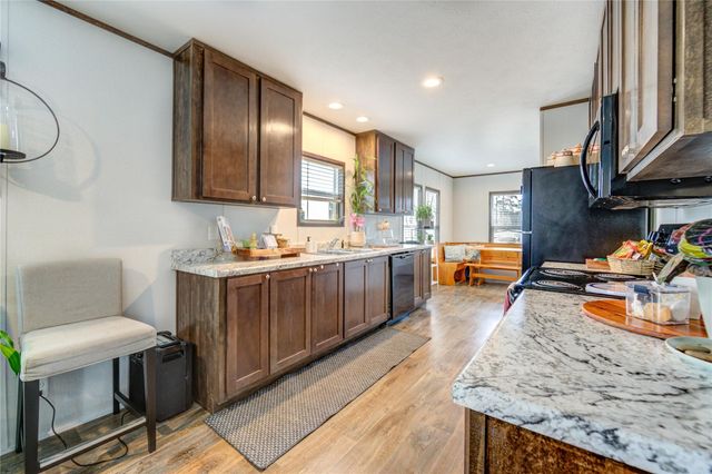 17338 Fm 1097 40, Montgomery, TX 77356