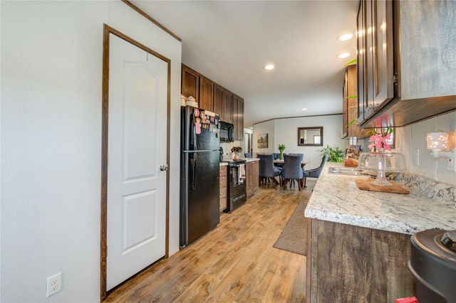 17338 Fm 1097 40, Montgomery, TX 77356