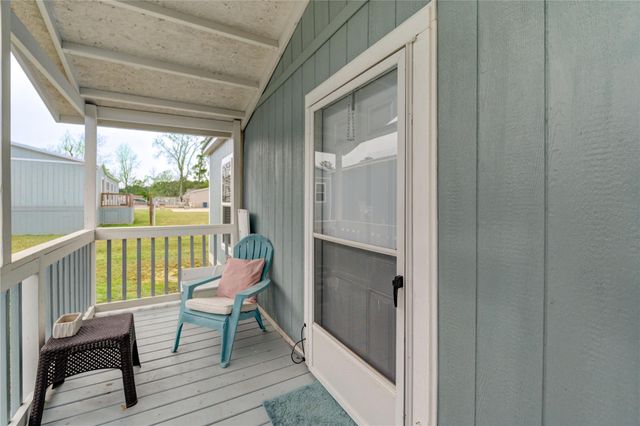 17338 Fm 1097 40, Montgomery, TX 77356