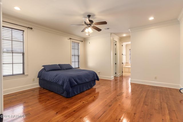 105 Shinnecock Hills Drive, Broussard, LA 70518