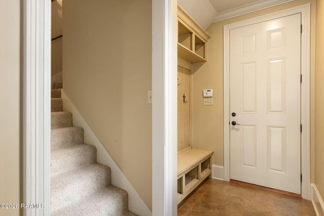 105 Shinnecock Hills Drive, Broussard, LA 70518