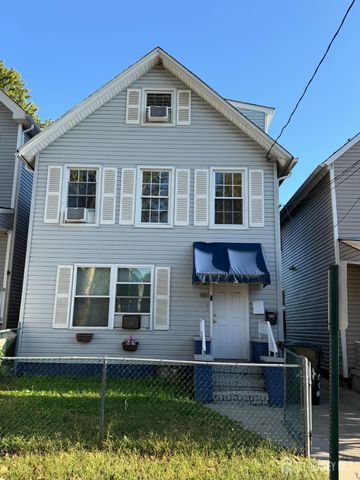 208 Gordon Street, Perth Amboy, NJ 08861