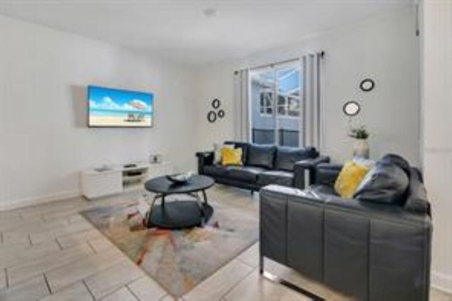 680 PEBBLE BEACH DRIVE, Davenport, FL 33896