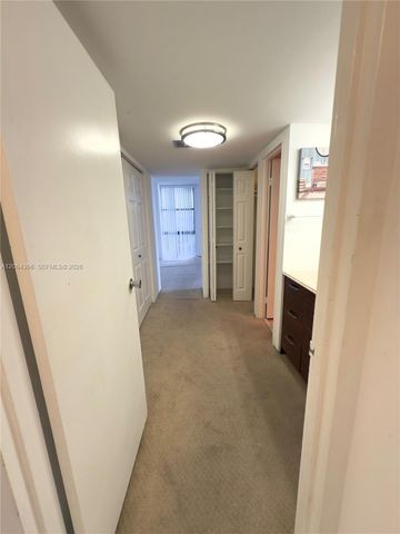 3675 N Country Club Dr 109, Aventura, FL 33180