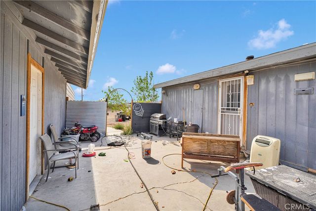 9125 Visalia Avenue, Lucerne Valley, CA 92356