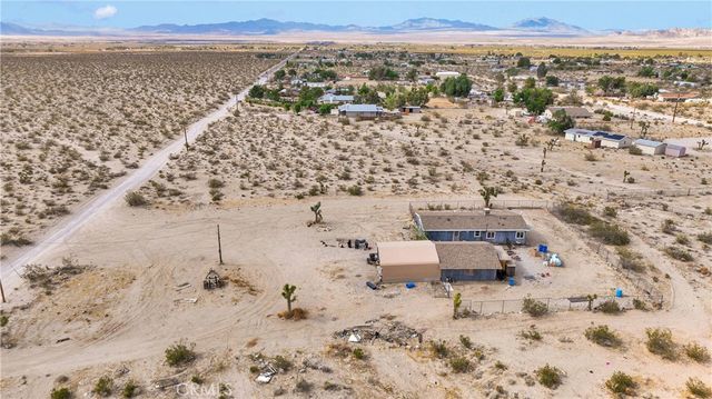 9125 Visalia Avenue, Lucerne Valley, CA 92356