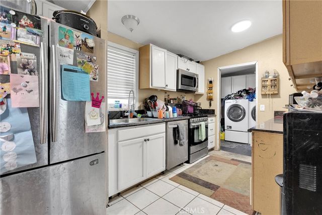 9125 Visalia Avenue, Lucerne Valley, CA 92356