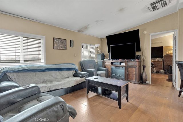 9125 Visalia Avenue, Lucerne Valley, CA 92356