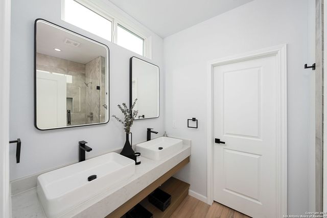 708 Backdrop, San Antonio, TX 78260