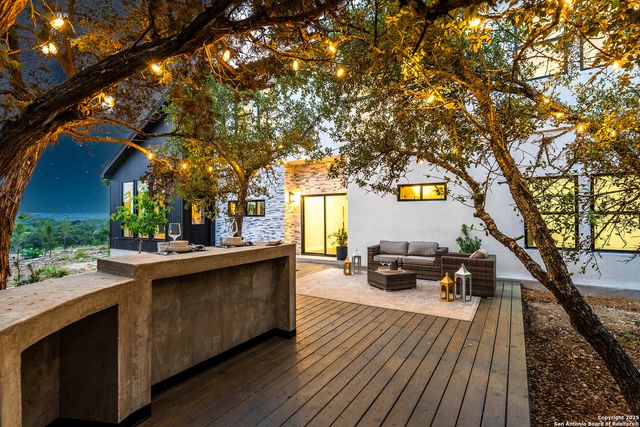 708 Backdrop, San Antonio, TX 78260