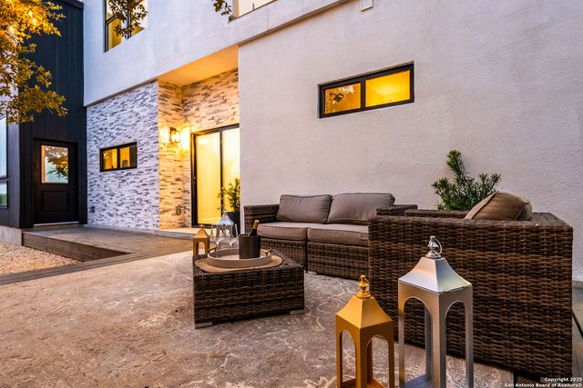 708 Backdrop, San Antonio, TX 78260