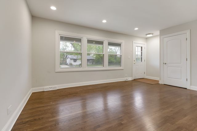 15303 Birch Road, Markham, IL 60428