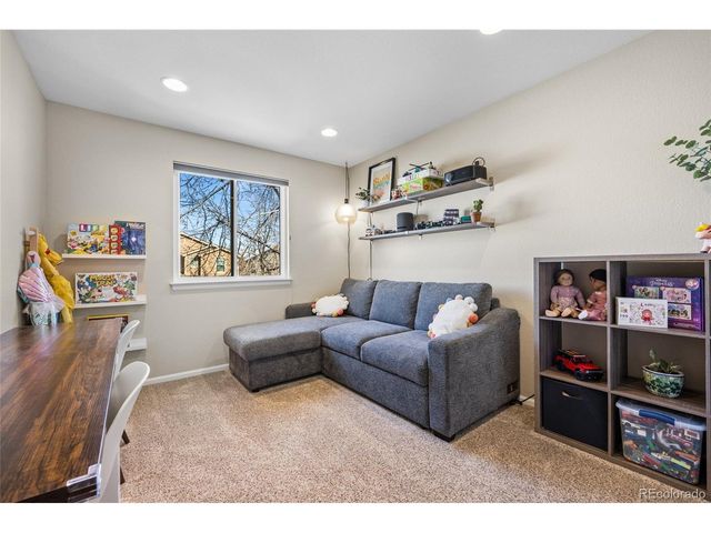 16358 E Phillips Ln, Englewood, CO 80112