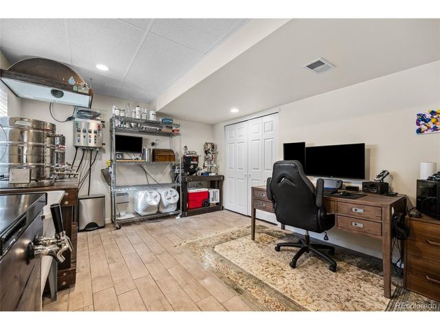 16358 E Phillips Ln, Englewood, CO 80112