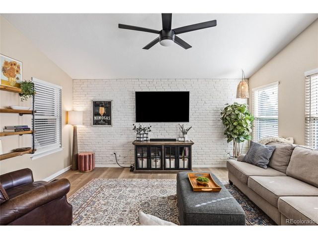 16358 E Phillips Ln, Englewood, CO 80112