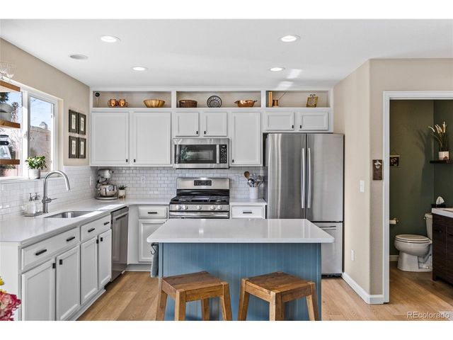 16358 E Phillips Ln, Englewood, CO 80112