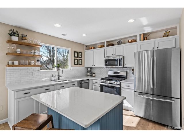 16358 E Phillips Ln, Englewood, CO 80112