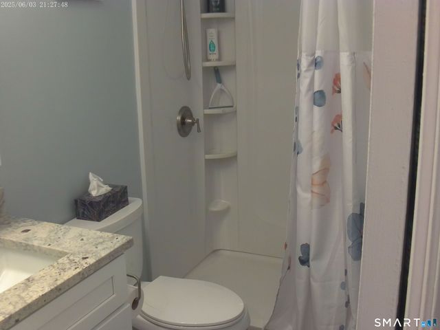 122 Queens Road 122, Torrington, CT 06790