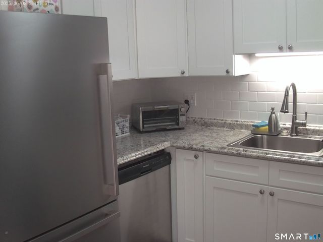 122 Queens Road 122, Torrington, CT 06790
