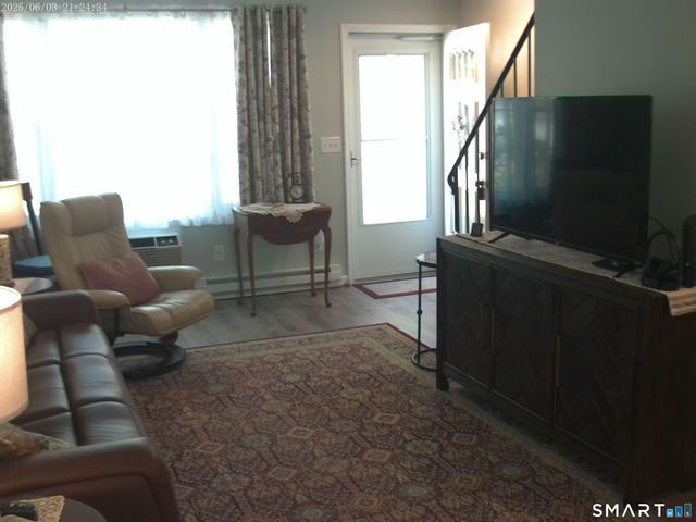 122 Queens Road 122, Torrington, CT 06790