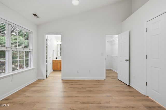 31 Edgebrook Circle, Durham, NC 27703