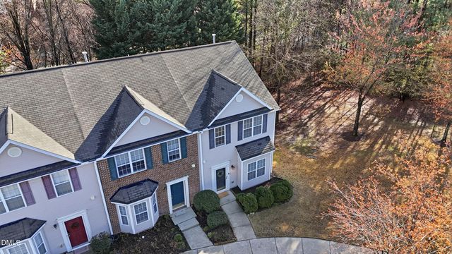 31 Edgebrook Circle, Durham, NC 27703