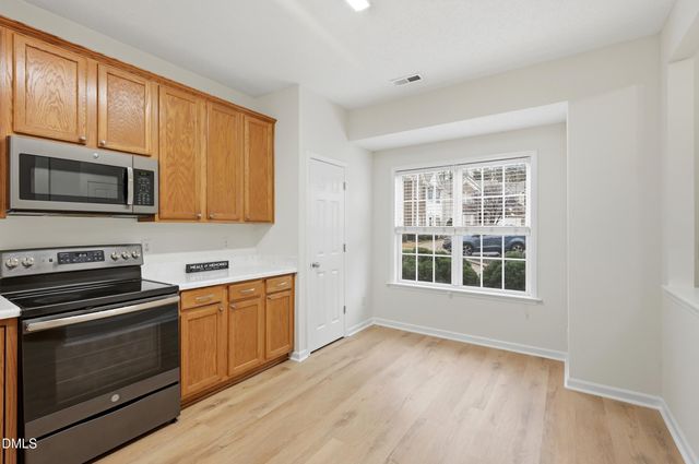 31 Edgebrook Circle, Durham, NC 27703