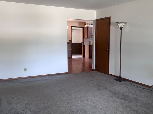 1221 Comet Drive, Aurora, IL 60505