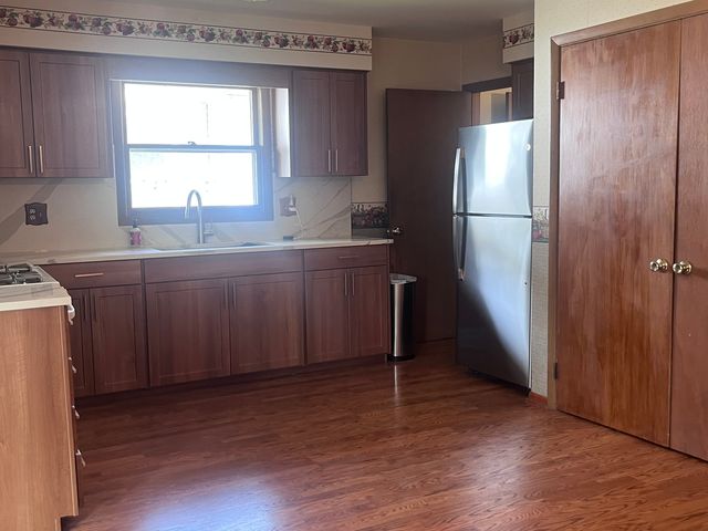 1221 Comet Drive, Aurora, IL 60505