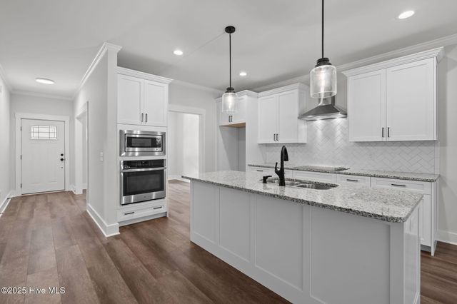 103 Bexley Court, West End, NC 27376