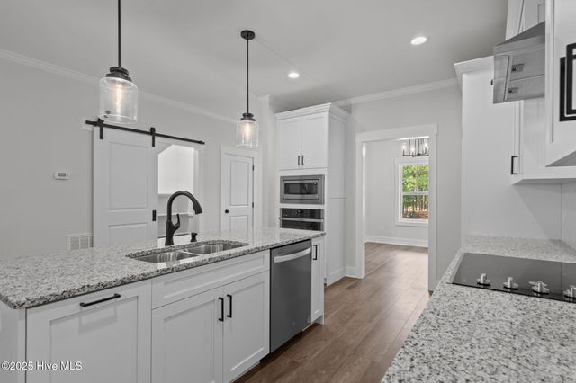 103 Bexley Court, West End, NC 27376