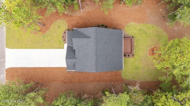 103 Bexley Court, West End, NC 27376