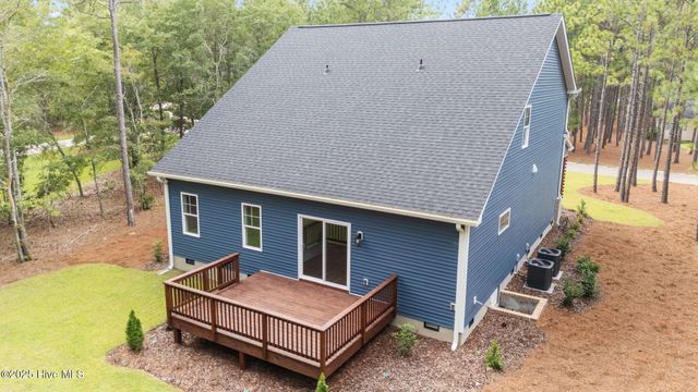 103 Bexley Court, West End, NC 27376