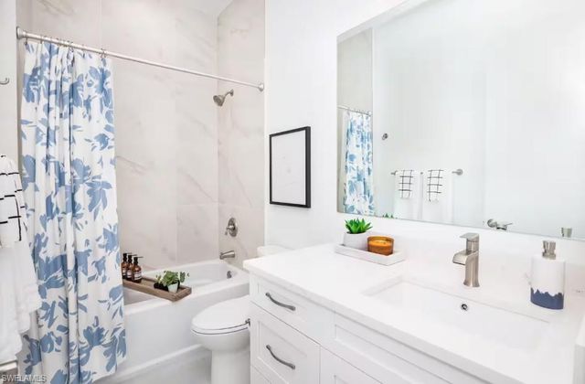 3148 VAN BUREN AVE, Naples, FL 34112