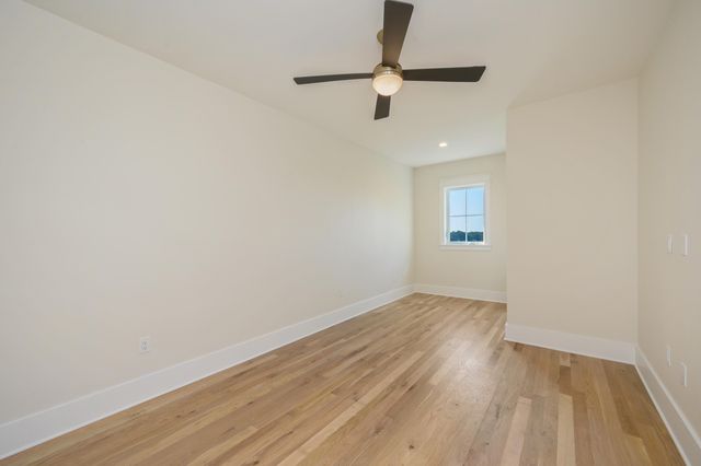 289 E Glen Avenue, Valparaiso, FL 32580