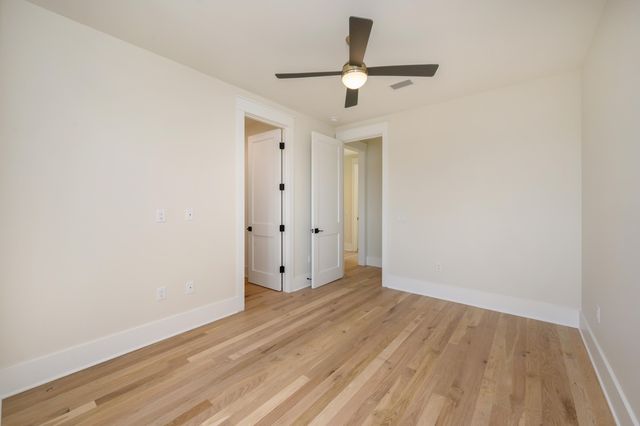 289 E Glen Avenue, Valparaiso, FL 32580