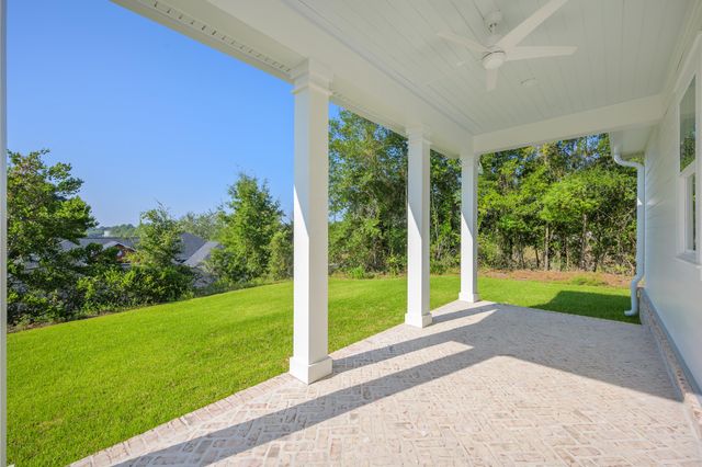 289 E Glen Avenue, Valparaiso, FL 32580