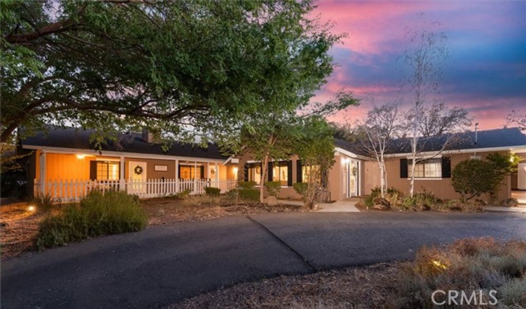 29280 Glacier Drive, Coarsegold, CA 93614