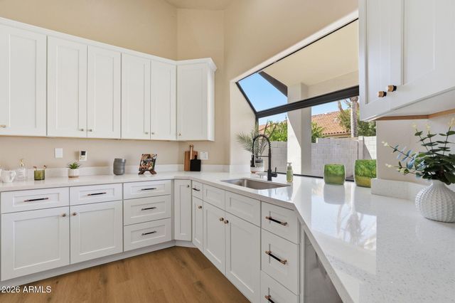 5322 W WETHERSFIELD Drive, Glendale, AZ 85304